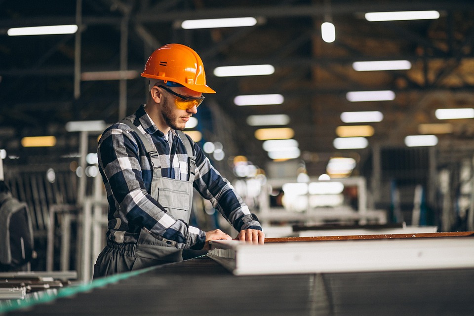 The Ultimate Guide to XRF Metal Analyzers: Features, Benefits, and Applications (باللغة الإنجليزية)