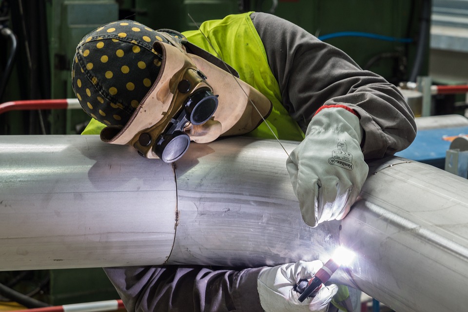 The Advantages of Using Portable XRF for Metal Identification (باللغة الإنجليزية)